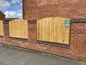 Arched tongue and groove fence panels